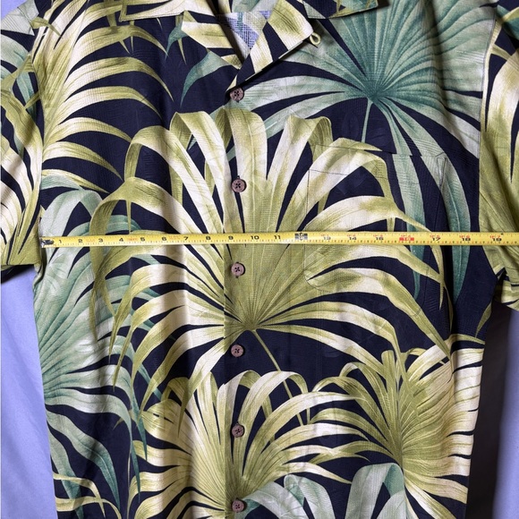 Tommy Bahama Green and Black Leaf Print Shirt - Picture 8 of 9